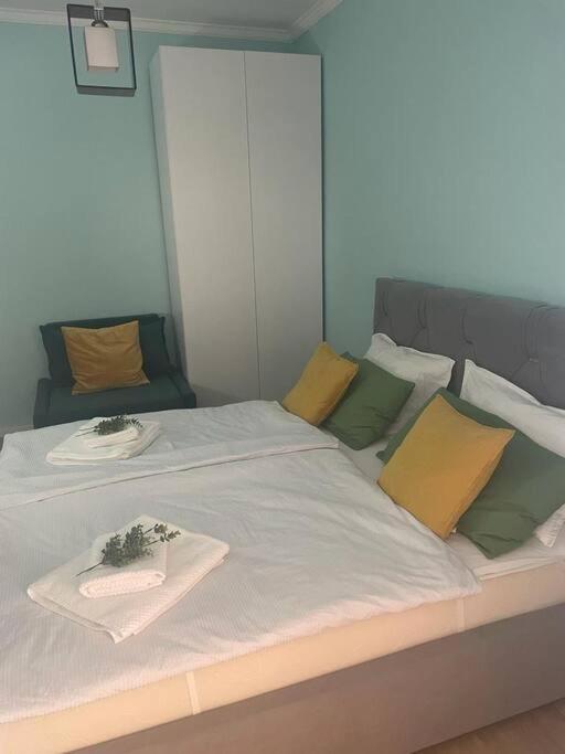 Janko Elite Apartment ซารานเดอ ภายนอก รูปภาพ