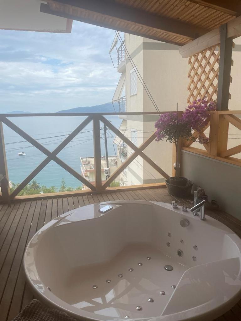 Janko Elite Apartment ซารานเดอ ภายนอก รูปภาพ